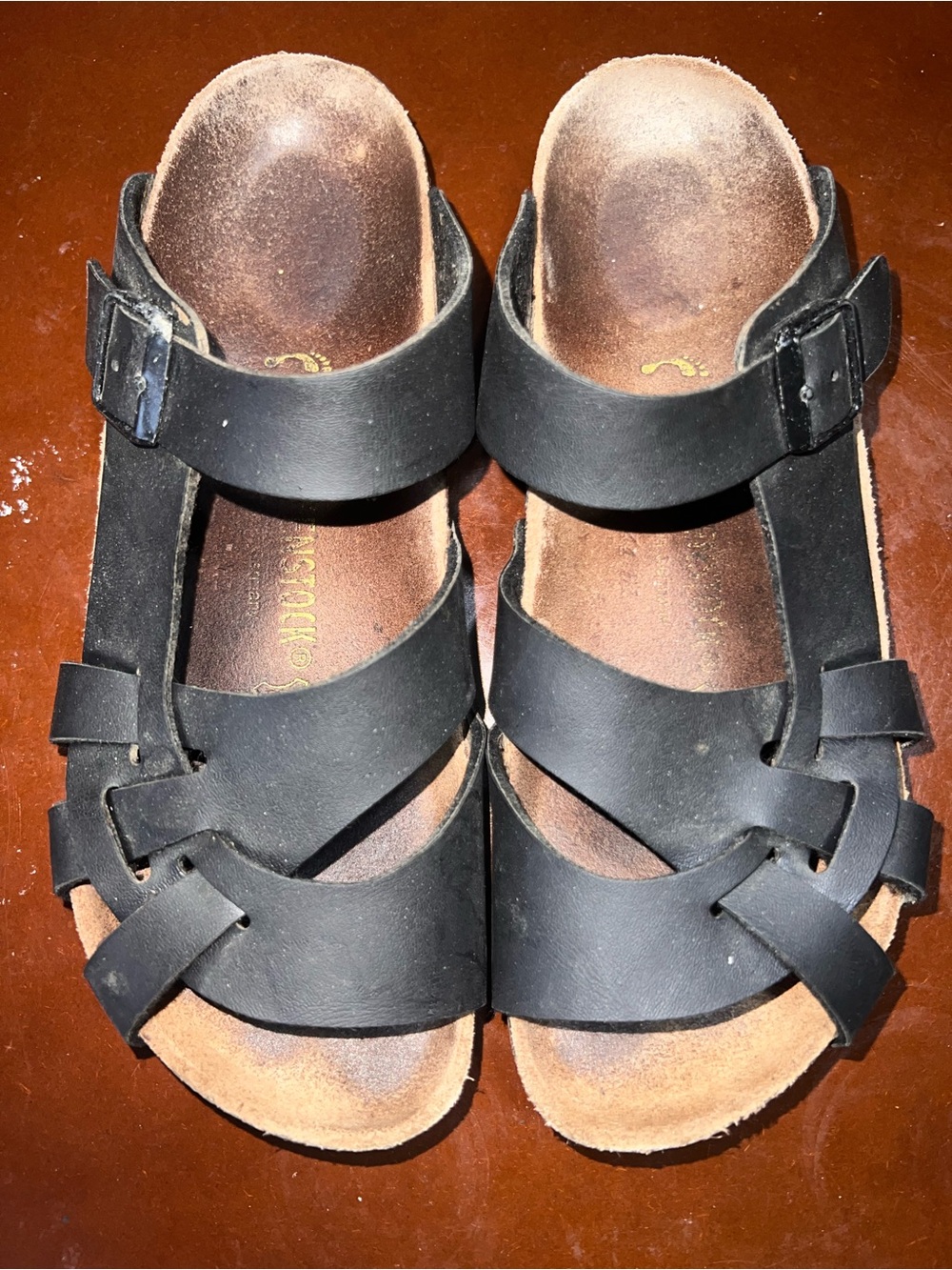 Birkenstock Pisa Sandals in black. Size 40 narrow.
